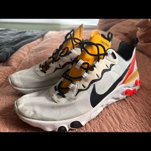 Nike react element 55 sz 15
